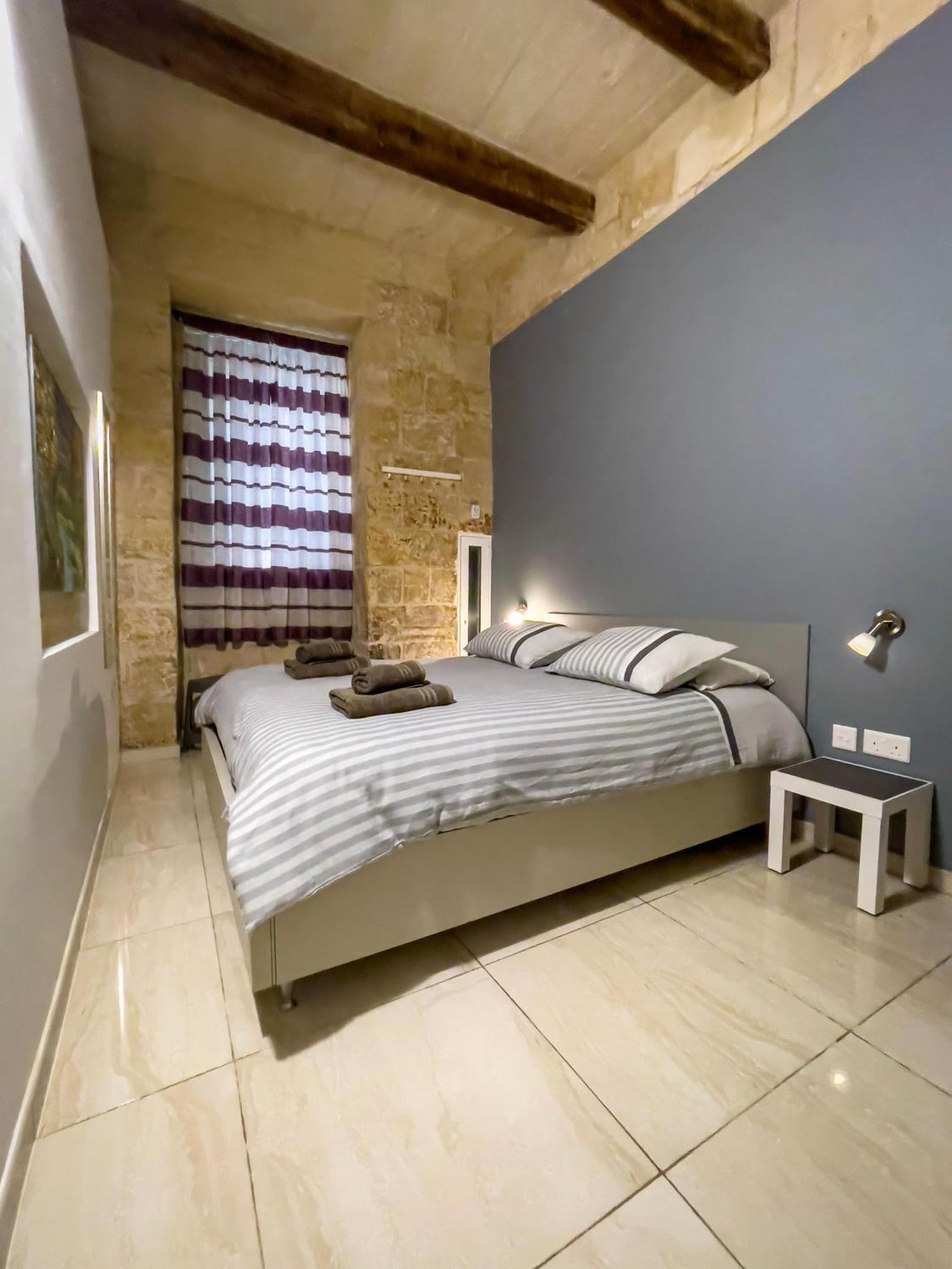 Great Siege Apartment *